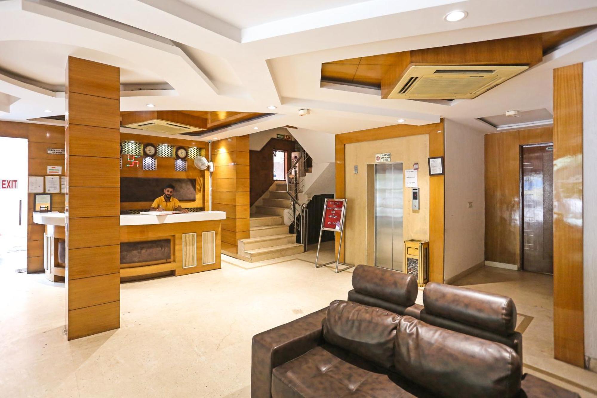 Hotel Silky Palace Near Igi Airportt نيودلهي المظهر الخارجي الصورة