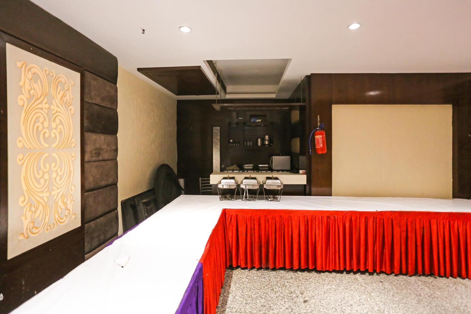 Hotel Silky Palace Near Igi Airportt نيودلهي المظهر الخارجي الصورة