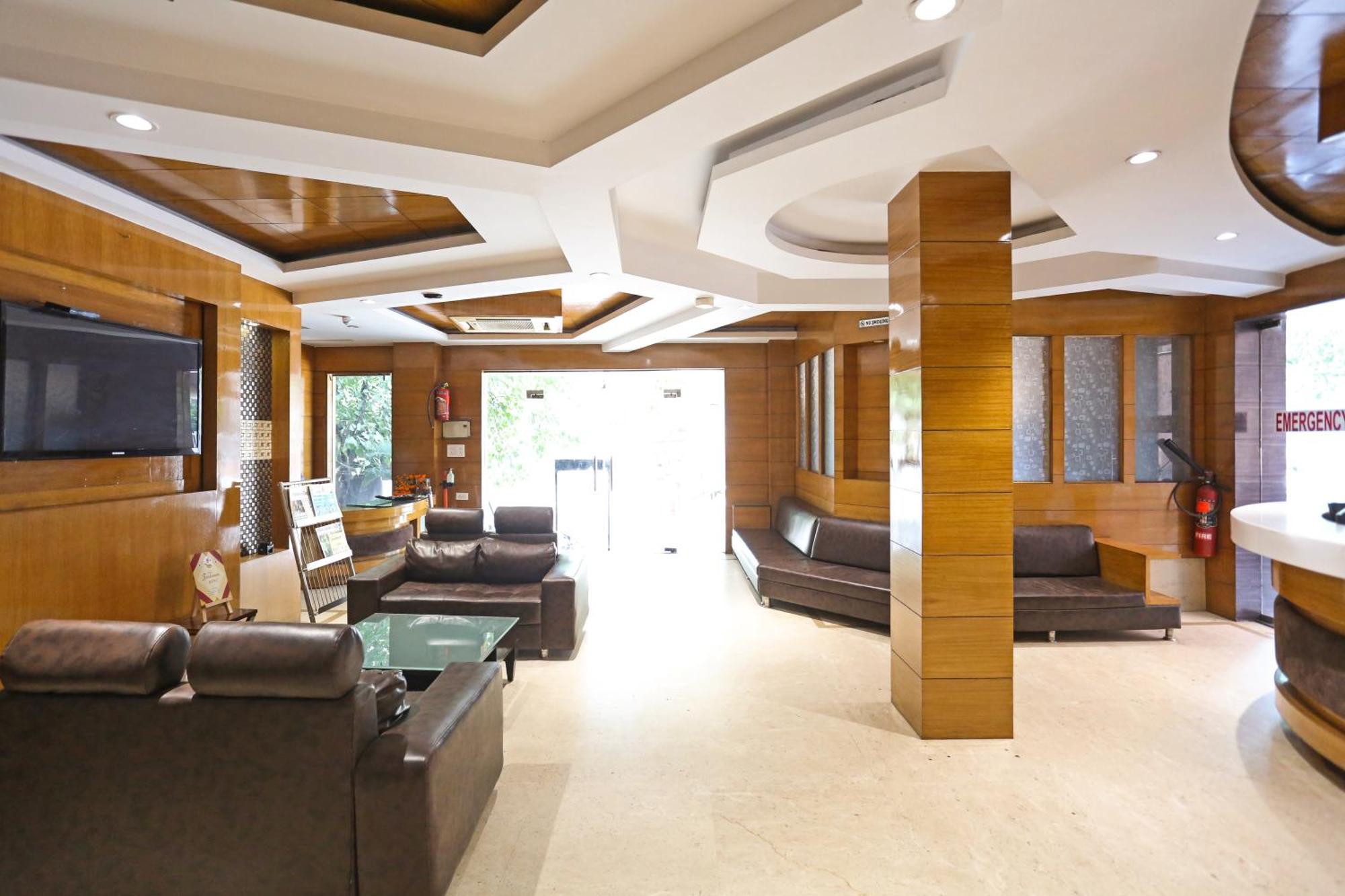 Hotel Silky Palace Near Igi Airportt نيودلهي المظهر الخارجي الصورة